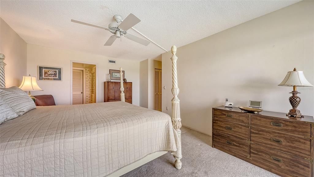 For Rent: $4,000 (2 beds, 2 baths, 1380 Square Feet)