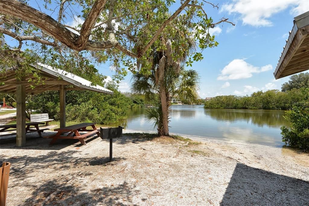 For Rent: $4,000 (2 beds, 2 baths, 1380 Square Feet)