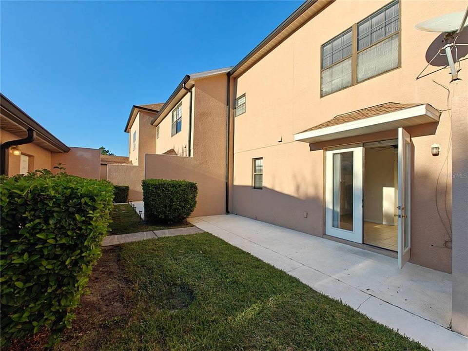 Active With Contract: $2,299 (3 beds, 2 baths, 1510 Square Feet)