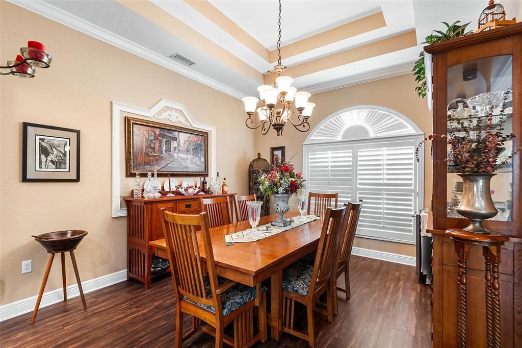 Active With Contract: $539,900 (3 beds, 3 baths, 2560 Square Feet)