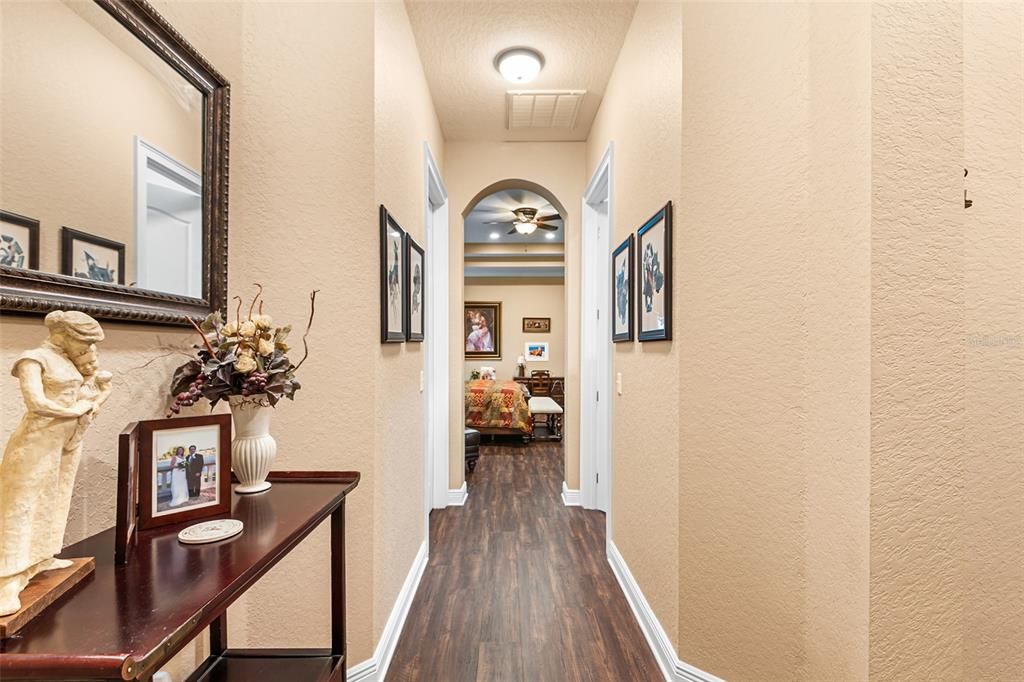 Active With Contract: $539,900 (3 beds, 3 baths, 2560 Square Feet)