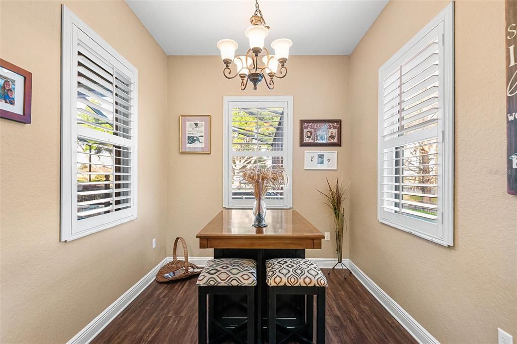 Active With Contract: $539,900 (3 beds, 3 baths, 2560 Square Feet)