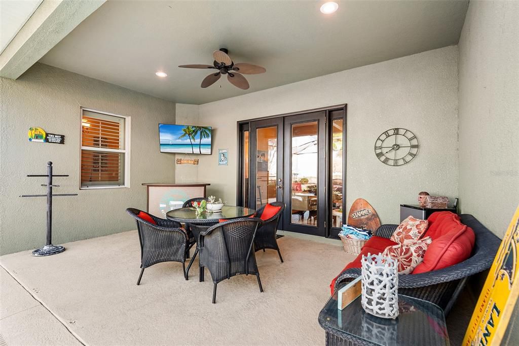 Active With Contract: $539,900 (3 beds, 3 baths, 2560 Square Feet)