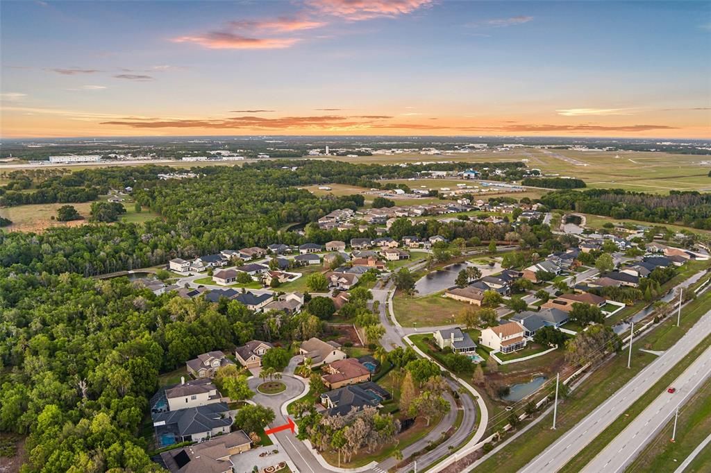 Active With Contract: $539,900 (3 beds, 3 baths, 2560 Square Feet)