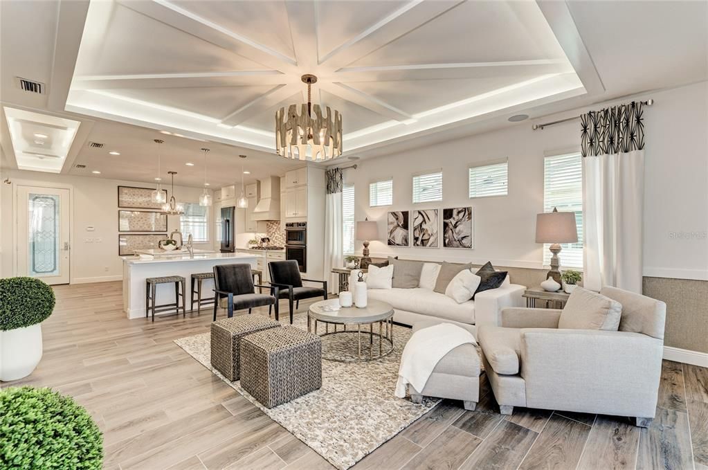 合同活跃: $499,990 (2 贝兹, 2 浴室, 1480 平方英尺)