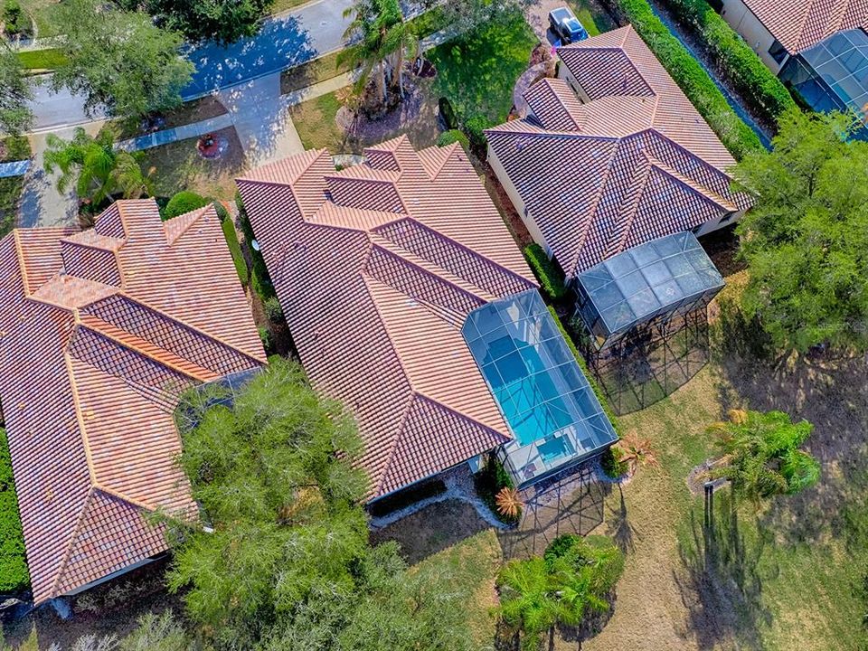 En Venta: $639,000 (4 camas, 3 baños, 2431 Pies cuadrados)