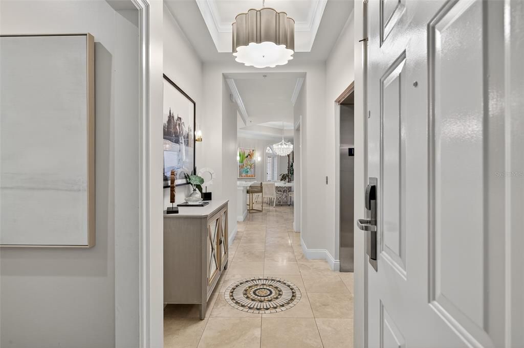 En Venta: $1,095,000 (3 camas, 3 baños, 2588 Pies cuadrados)