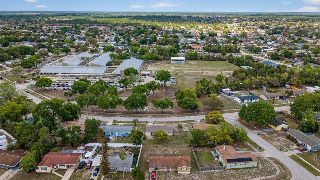 En Venta: $225,000 (2 camas, 1 baños, 896 Pies cuadrados)