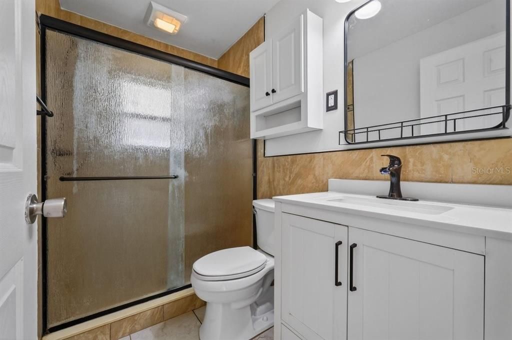 En Venta: $225,000 (2 camas, 1 baños, 896 Pies cuadrados)