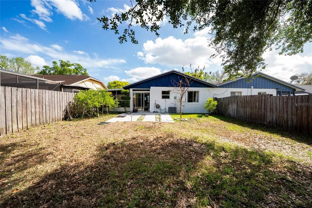 En Venta: $275,000 (3 camas, 2 baños, 1067 Pies cuadrados)