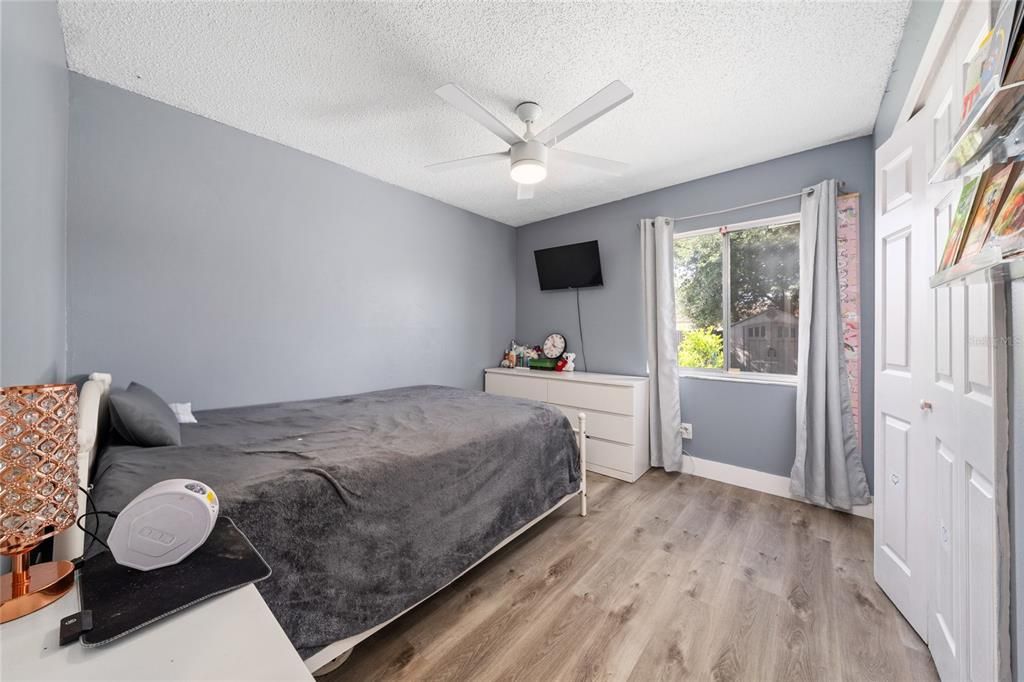 En Venta: $275,000 (3 camas, 2 baños, 1067 Pies cuadrados)