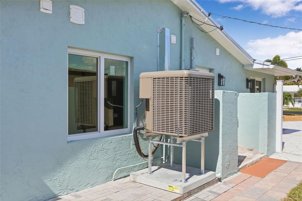 For Sale: $1,100,000 (4 beds, 2 baths, 2512 Square Feet)