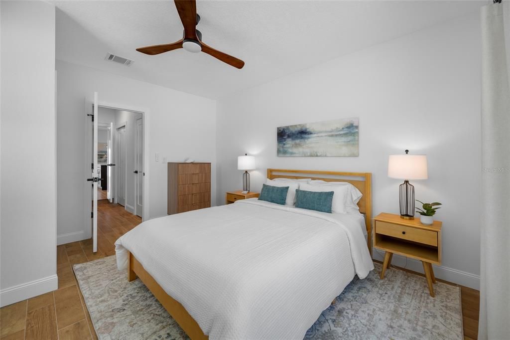Active With Contract: $1,194,900 (3 beds, 2 baths, 1738 Square Feet)