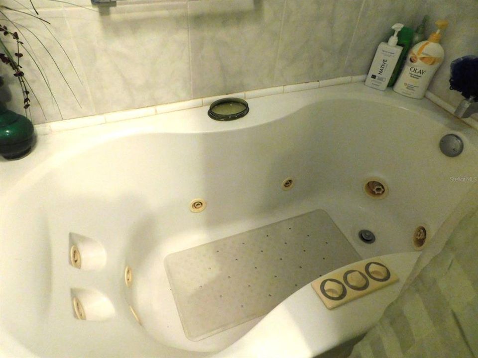 Activo con contrato: $189,000 (2 camas, 2 baños, 1749 Pies cuadrados)