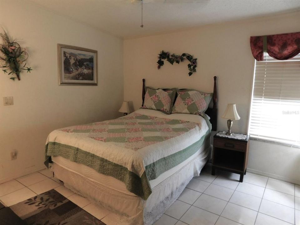 Activo con contrato: $189,000 (2 camas, 2 baños, 1749 Pies cuadrados)
