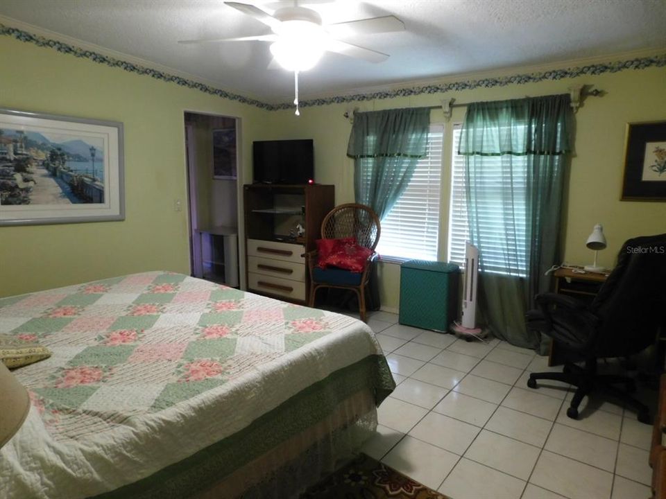Activo con contrato: $189,000 (2 camas, 2 baños, 1749 Pies cuadrados)