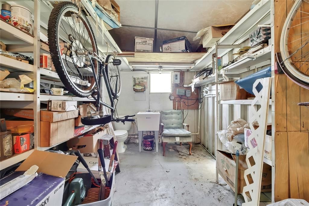 На продажу: $119,000 (2 спален, 1 ванн, 1008 Квадратных фут)