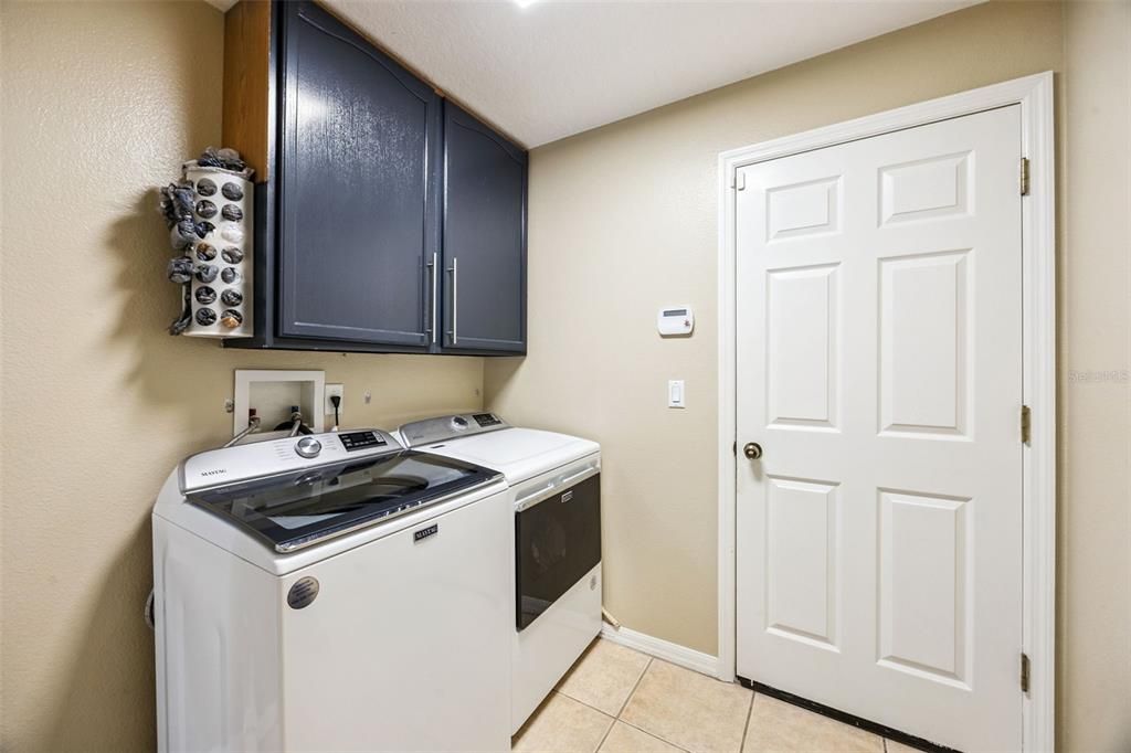 En Venta: $795,000 (5 camas, 3 baños, 3110 Pies cuadrados)