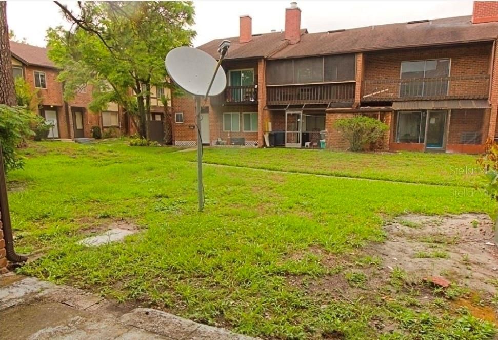 En Renta: $1,700 (3 camas, 2 baños, 1216 Pies cuadrados)