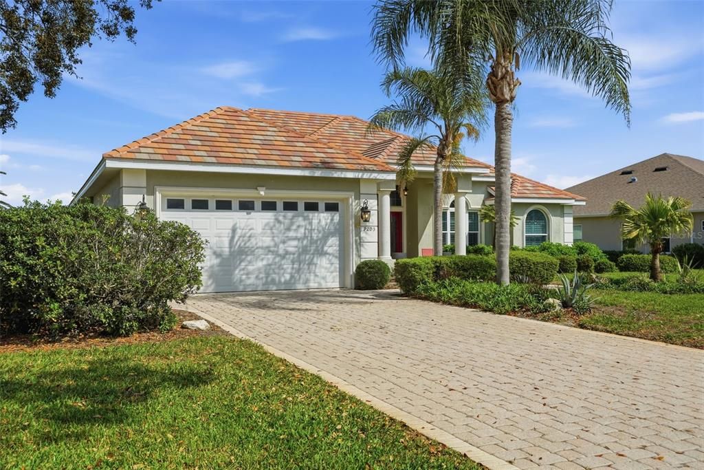 For Sale: $669,000 (3 beds, 3 baths, 2851 Square Feet)