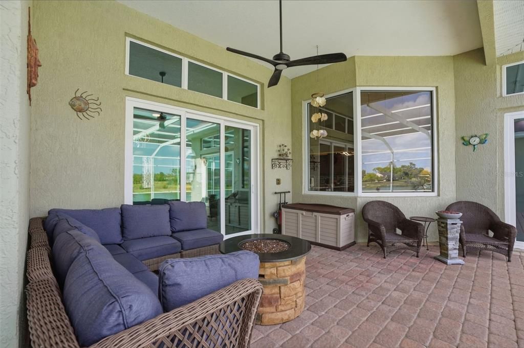 For Sale: $669,000 (3 beds, 3 baths, 2851 Square Feet)