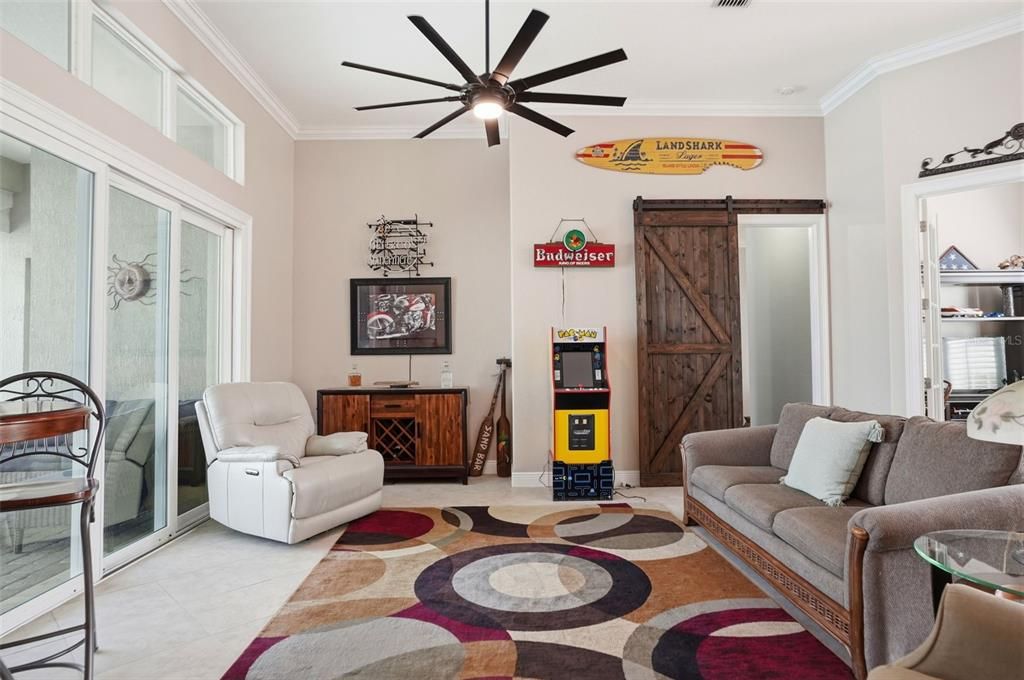 For Sale: $669,000 (3 beds, 3 baths, 2851 Square Feet)