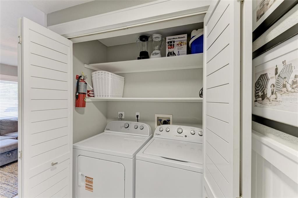 En Venta: $699,000 (2 camas, 2 baños, 720 Pies cuadrados)