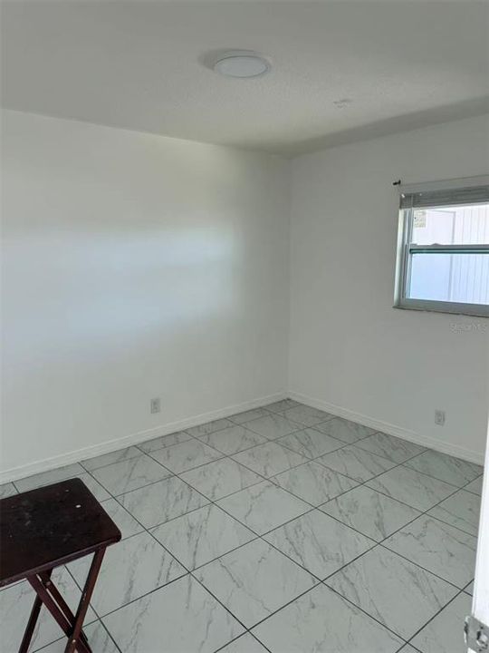 出租: $1,800 (2 贝兹, 2 浴室, 1564 平方英尺)