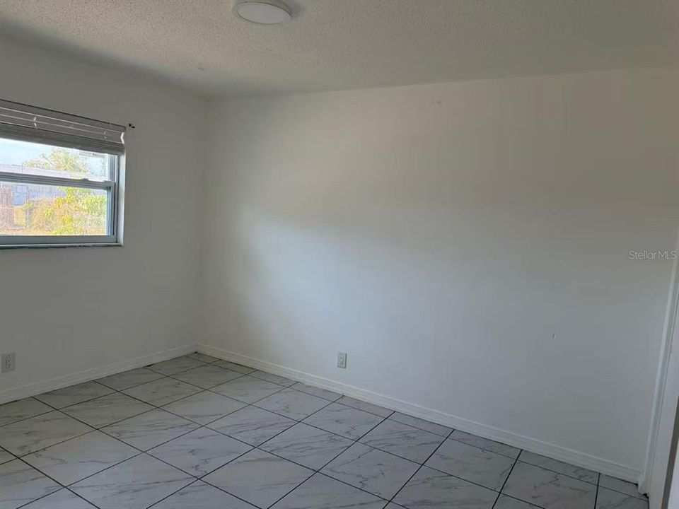 出租: $1,800 (2 贝兹, 2 浴室, 1564 平方英尺)