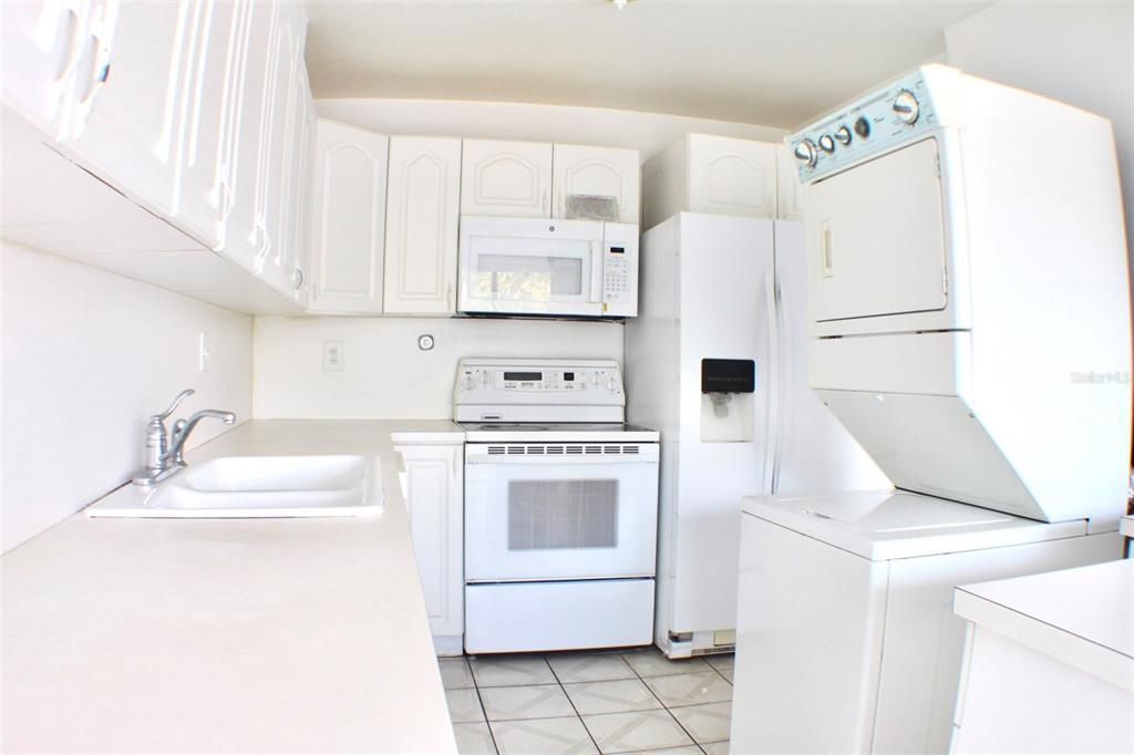 В аренду: $2,250 (2 спален, 2 ванн, 1170 Квадратных фут)