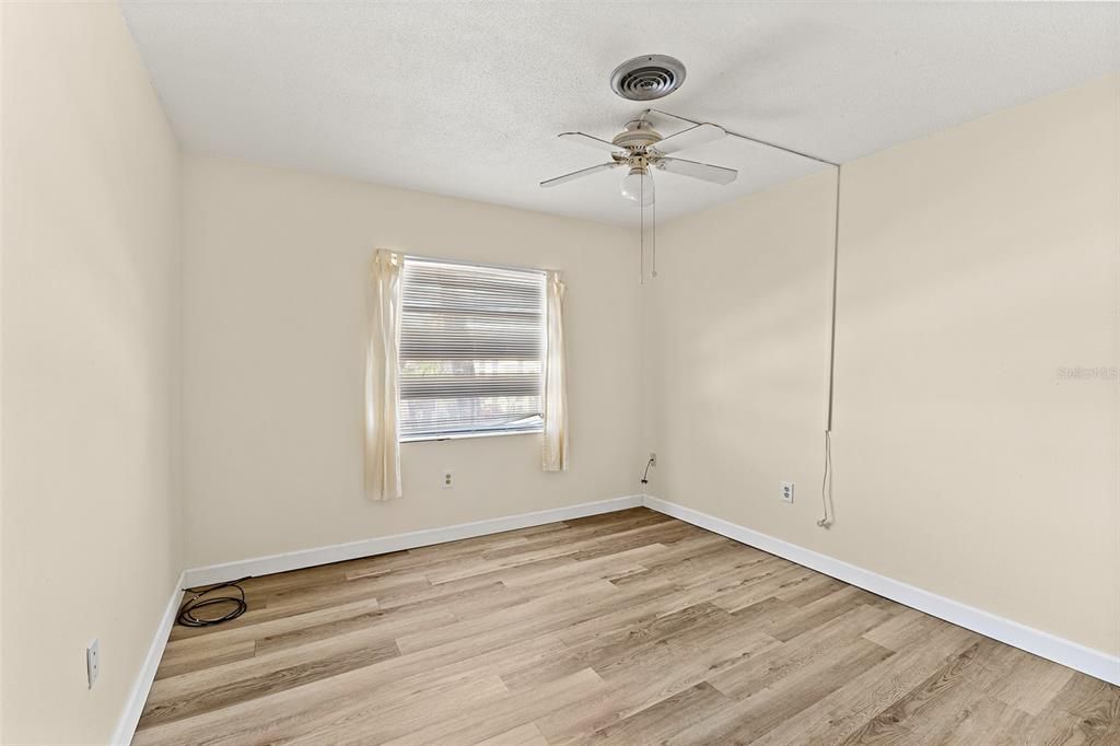 Activo con contrato: $149,000 (2 camas, 1 baños, 938 Pies cuadrados)