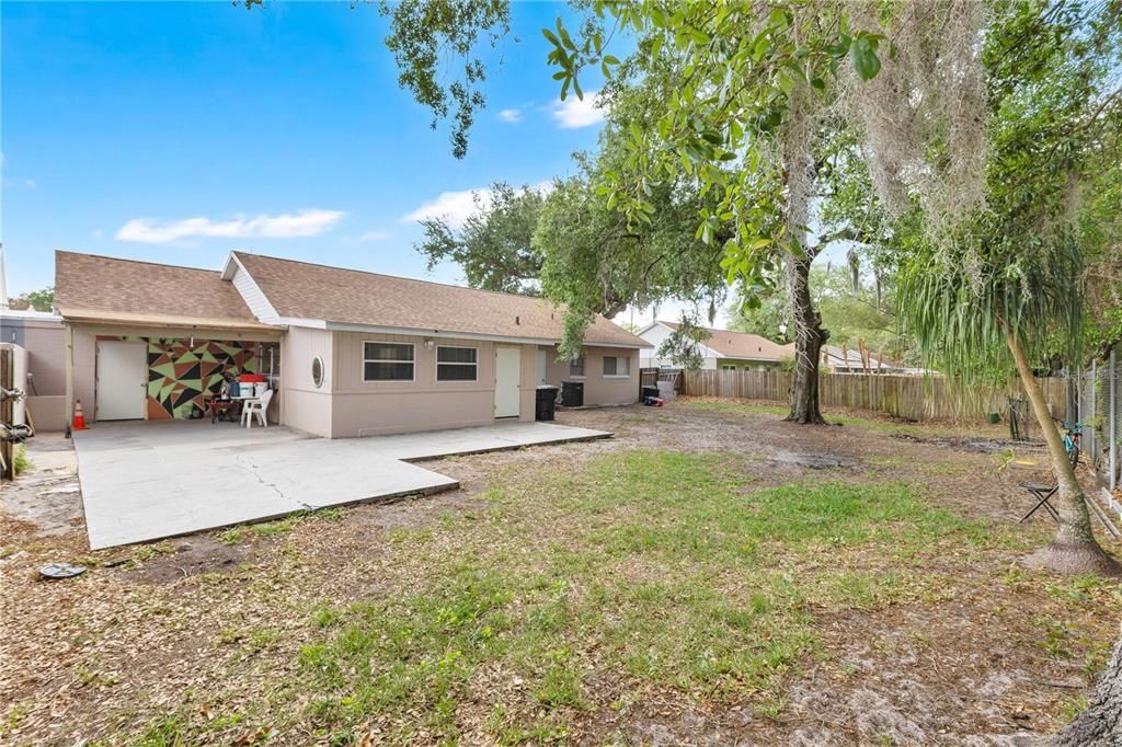 For Sale: $325,000 (3 beds, 2 baths, 1631 Square Feet)