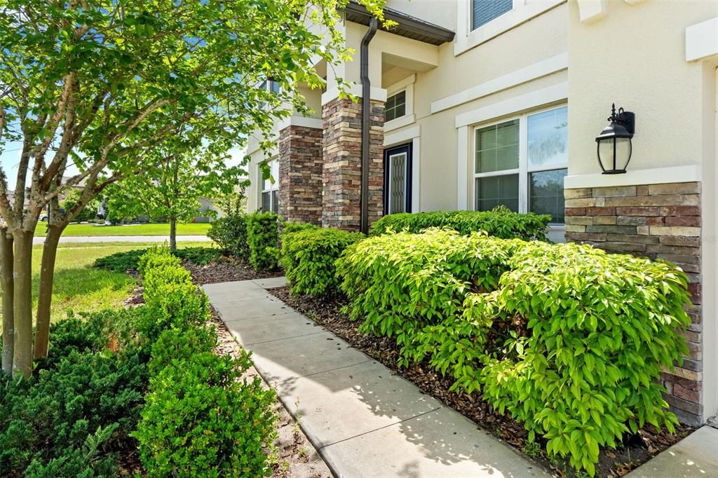 На продажу: $795,000 (6 спален, 4 ванн, 5452 Квадратных фут)