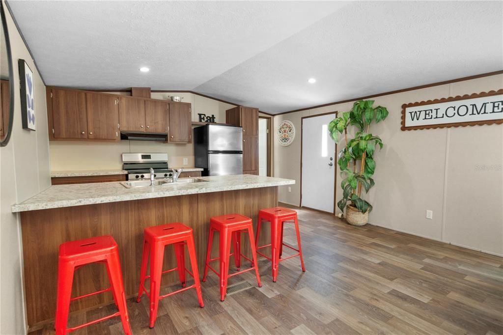 На продажу: $185,000 (3 спален, 2 ванн, 1140 Квадратных фут)