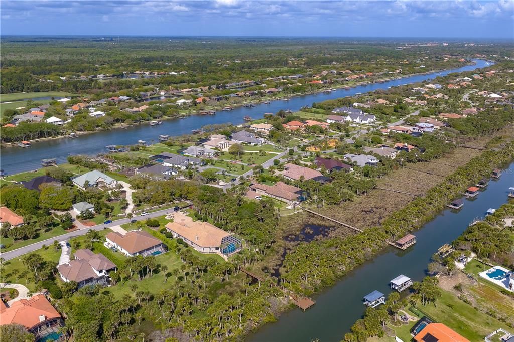 待售: $575,000 (1.01 acres)