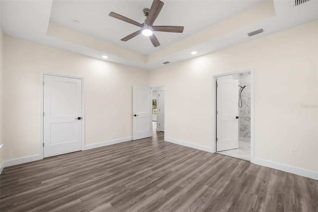 For Sale: $375,000 (3 beds, 2 baths, 1551 Square Feet)