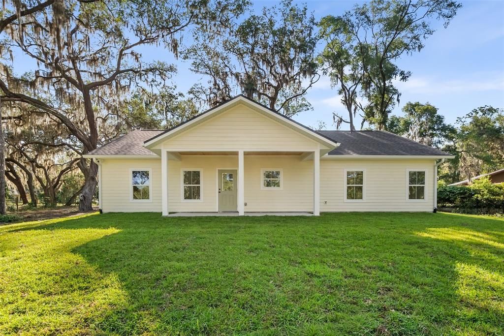For Sale: $375,000 (3 beds, 2 baths, 1551 Square Feet)
