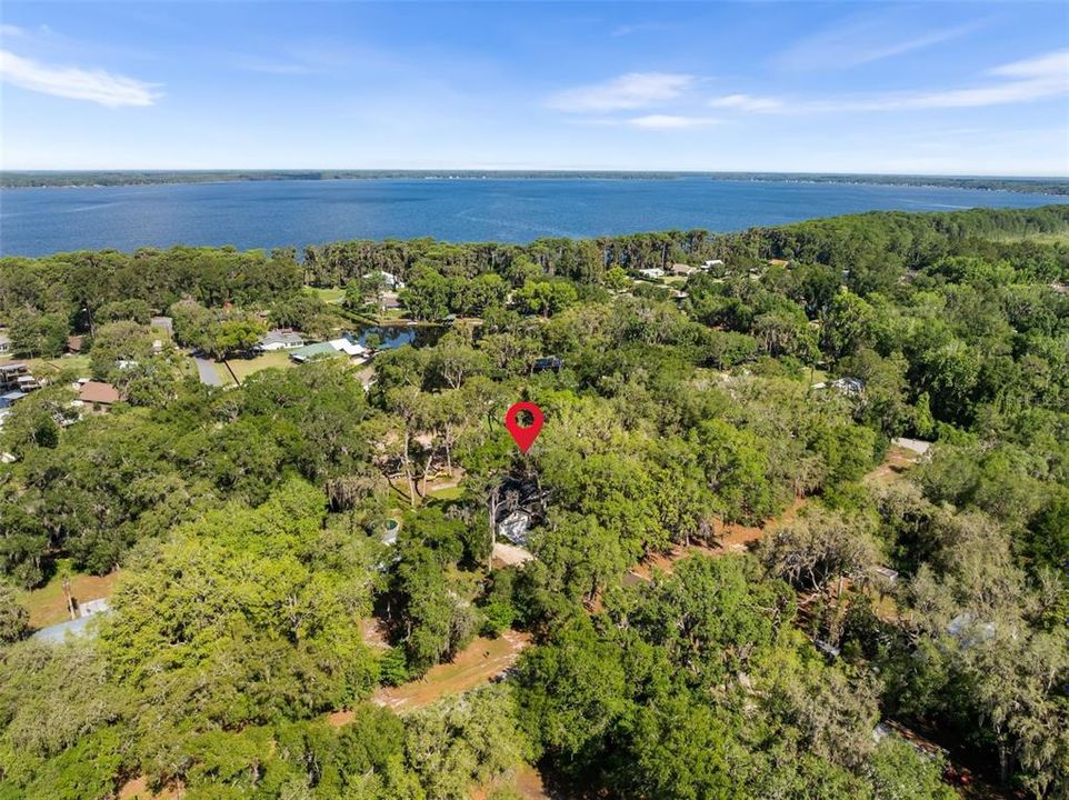 For Sale: $375,000 (3 beds, 2 baths, 1551 Square Feet)