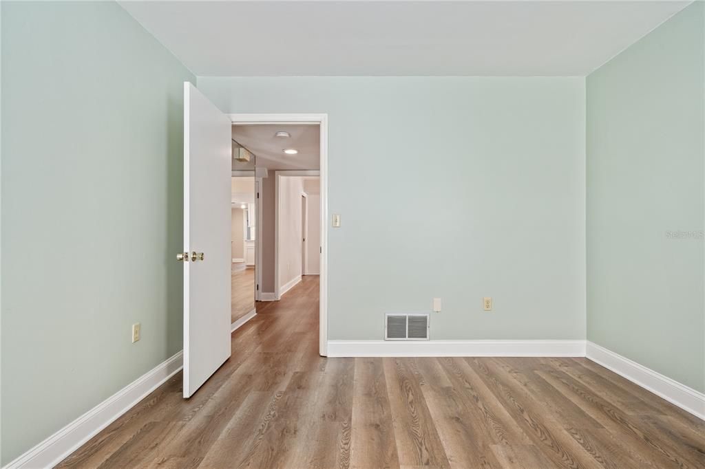 Active With Contract: $980,000 (5 beds, 2 baths, 3139 Square Feet)
