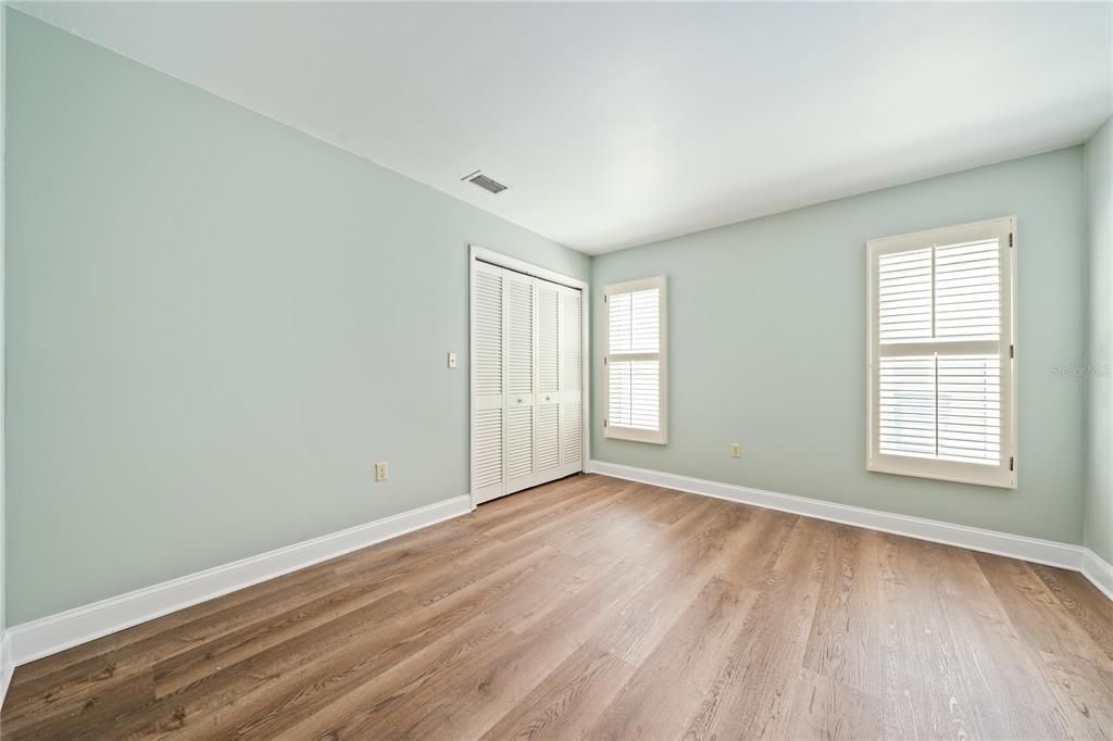 Active With Contract: $980,000 (5 beds, 2 baths, 3139 Square Feet)