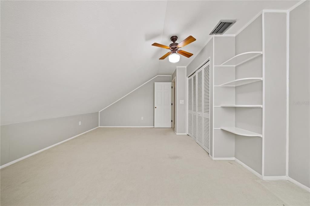 Active With Contract: $980,000 (5 beds, 2 baths, 3139 Square Feet)