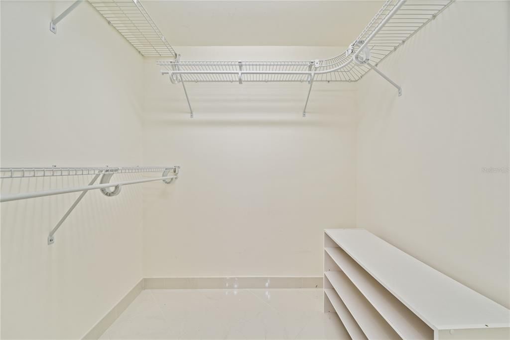 Active With Contract: $980,000 (5 beds, 2 baths, 3139 Square Feet)