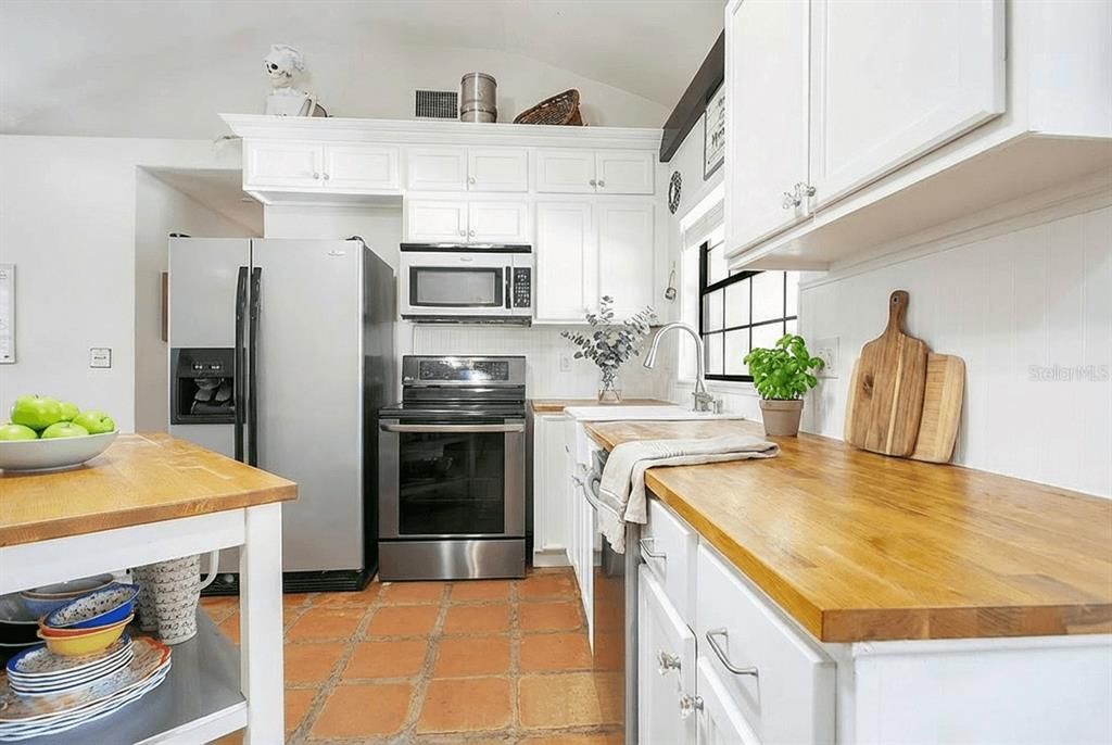 En Venta: $380,000 (3 camas, 2 baños, 1277 Pies cuadrados)