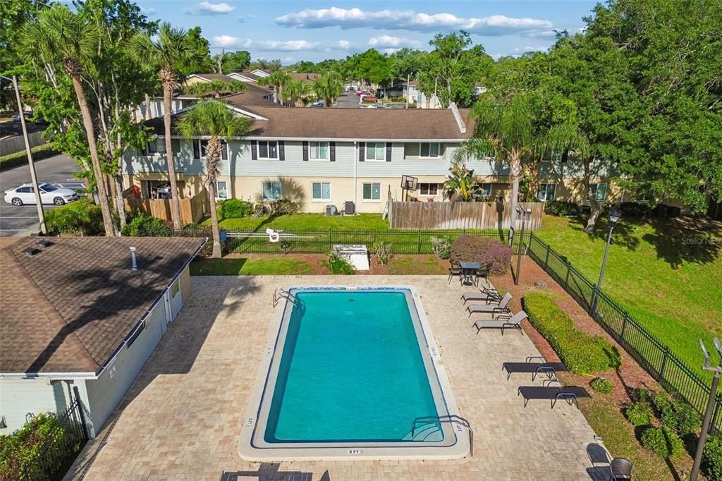 For Sale: $109,000 (1 beds, 1 baths, 648 Square Feet)