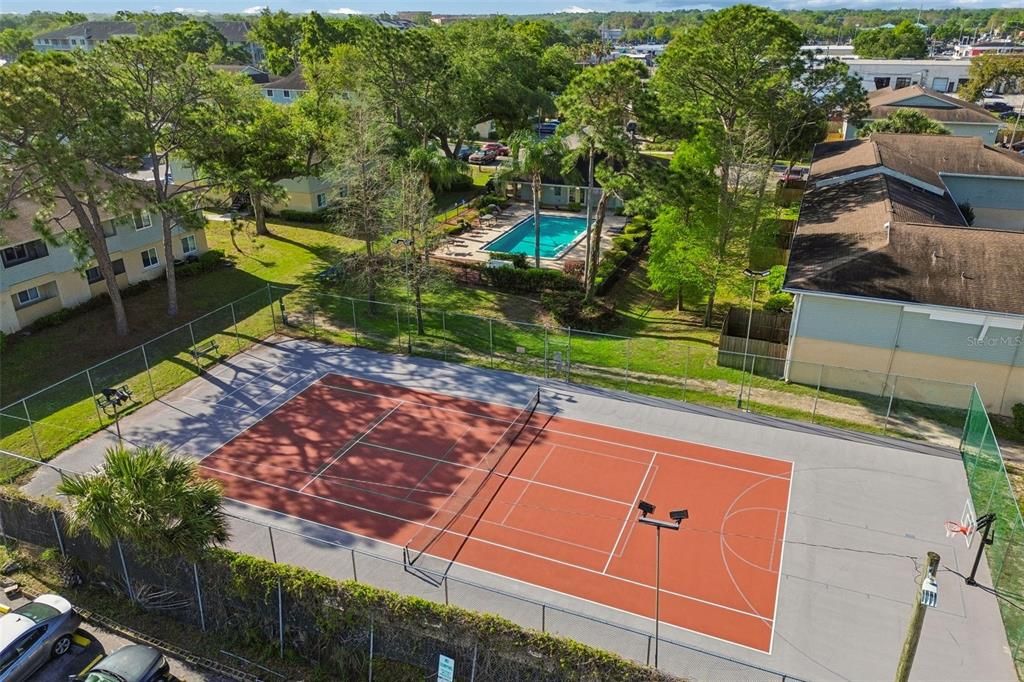 For Sale: $109,000 (1 beds, 1 baths, 648 Square Feet)