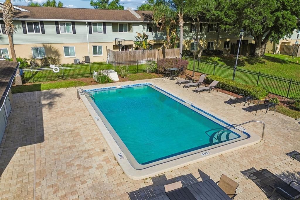 For Sale: $109,000 (1 beds, 1 baths, 648 Square Feet)