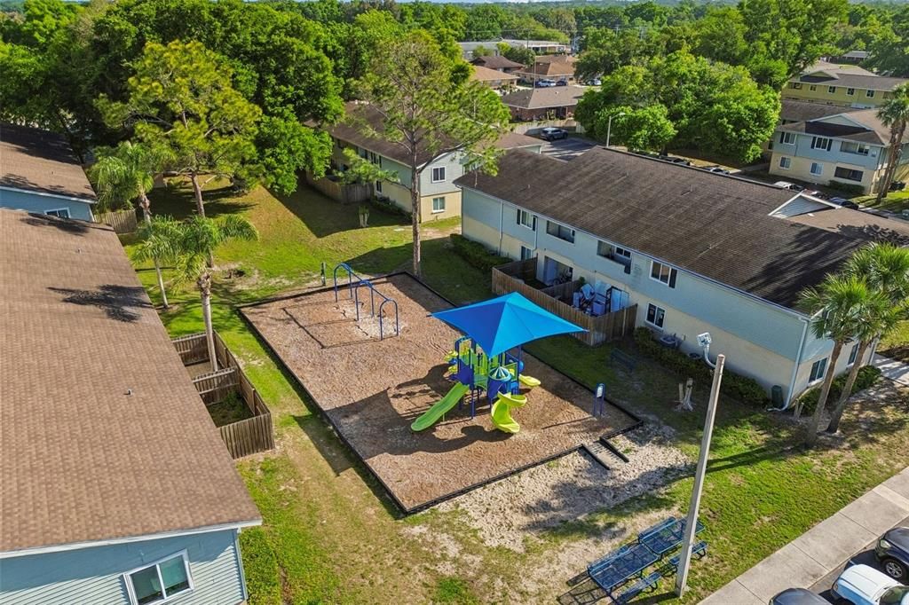 For Sale: $109,000 (1 beds, 1 baths, 648 Square Feet)