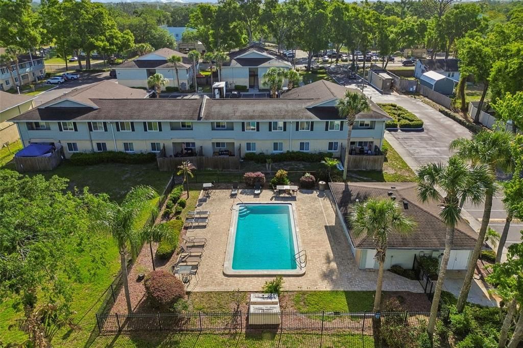 For Sale: $109,000 (1 beds, 1 baths, 648 Square Feet)