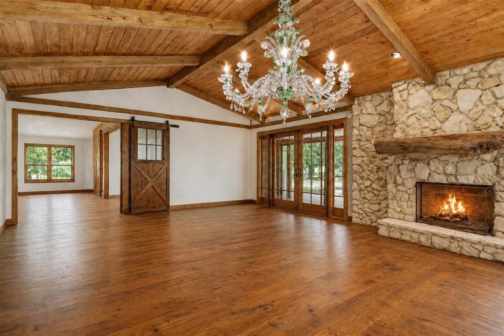 For Sale: $1,400,000 (3 beds, 4 baths, 2862 Square Feet)