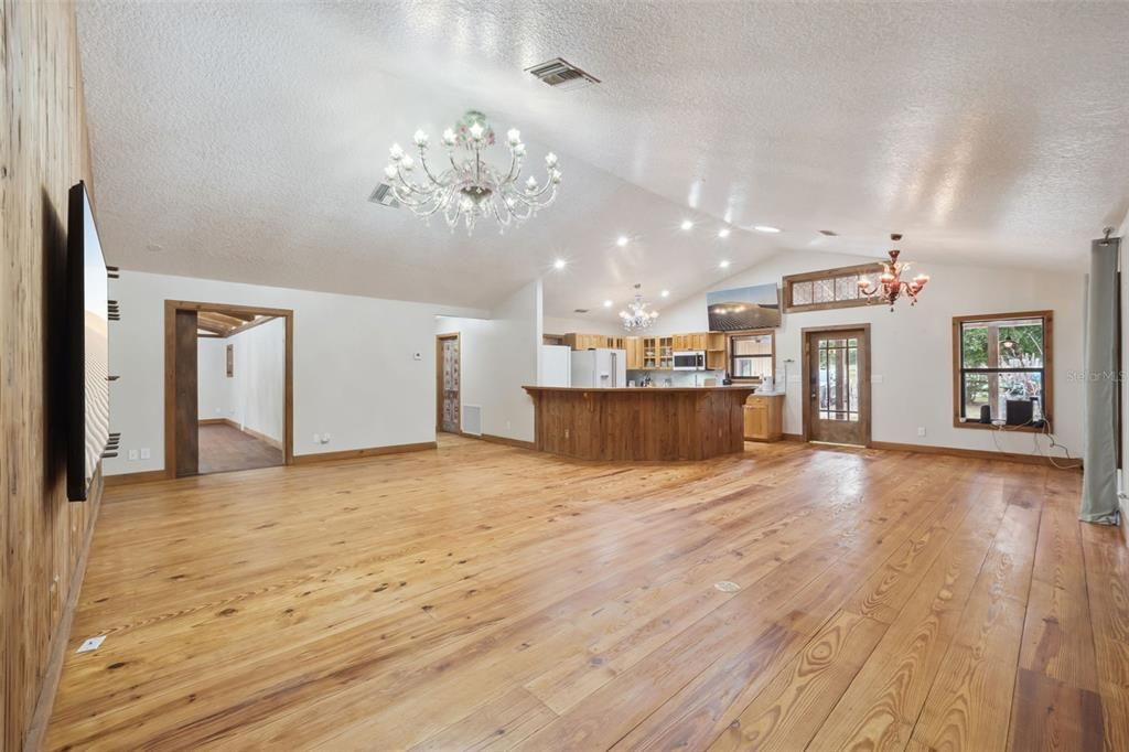 For Sale: $1,400,000 (3 beds, 4 baths, 2862 Square Feet)